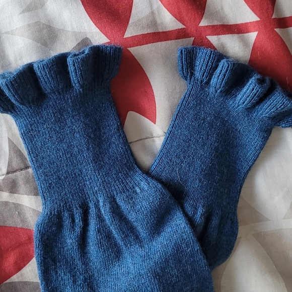 Banana Republic wool cashmere sweater - Picture 6 of 7